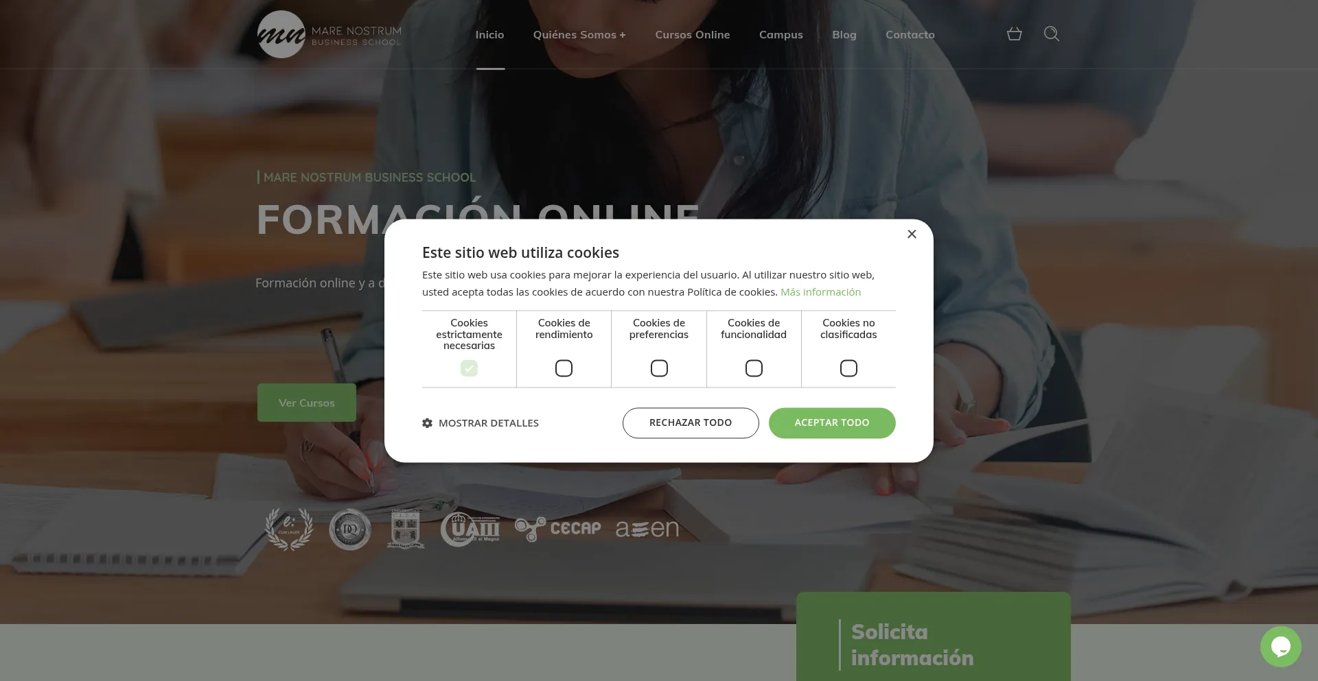 Ist Escuelamarenostrum.com sicher und vertrauenswürdig?