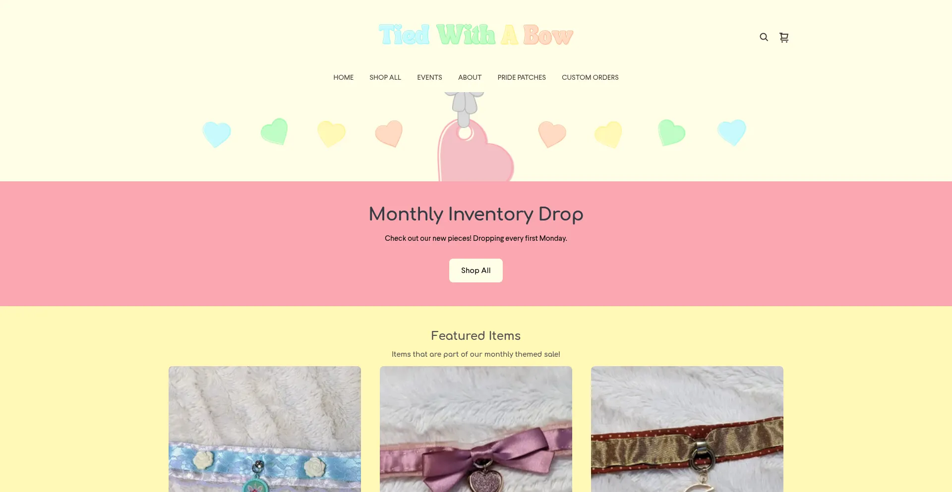 Tied-with-a-bow.square.site